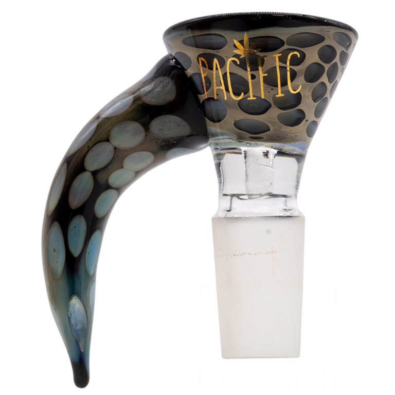 Dragon Skin With Horn Handle Water Pipe Bowl